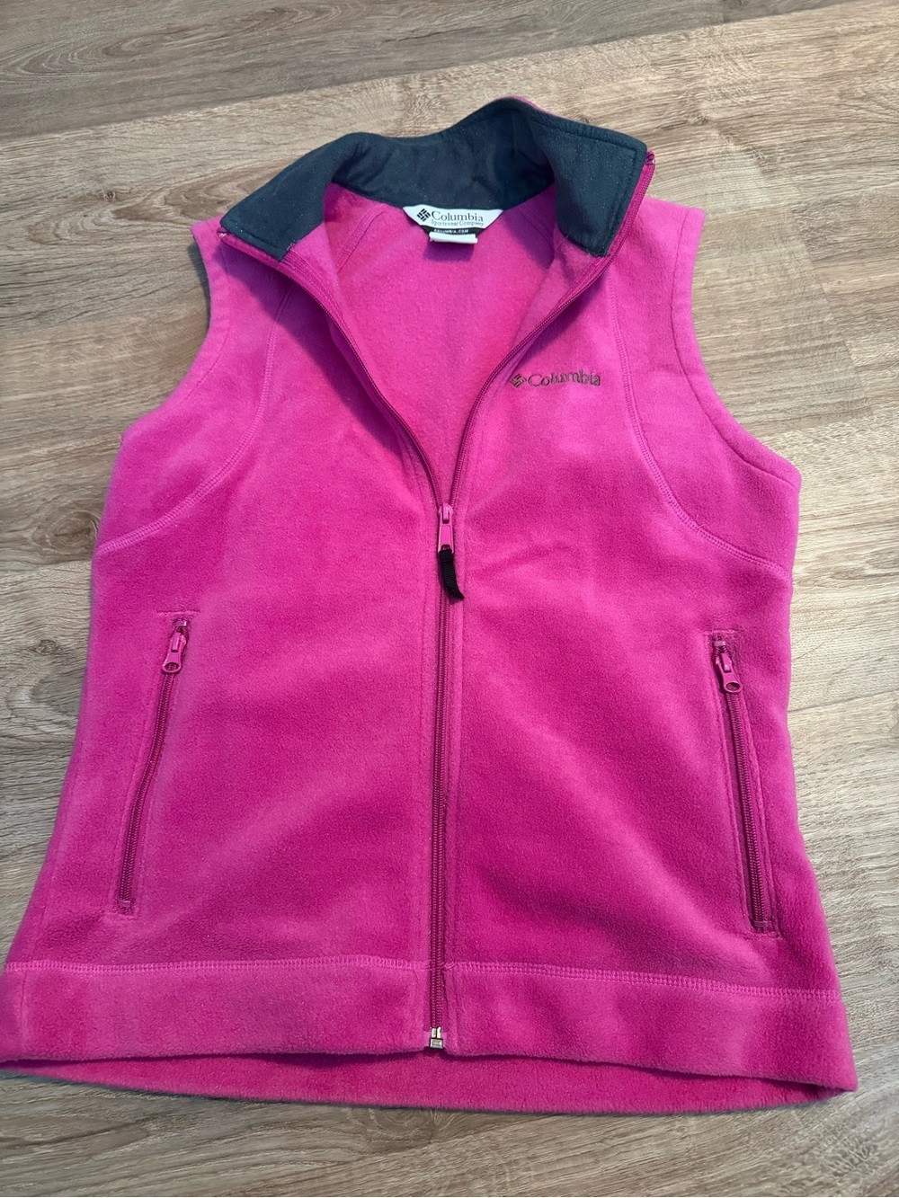 Columbia Women’s Bright Pink Fleece Vest with Dark Gray Trim